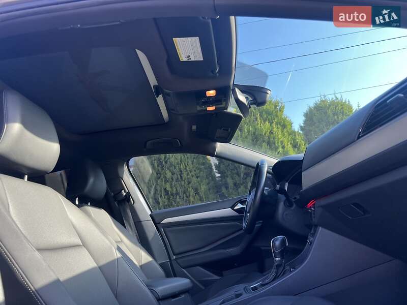 Volkswagen Jetta 2019