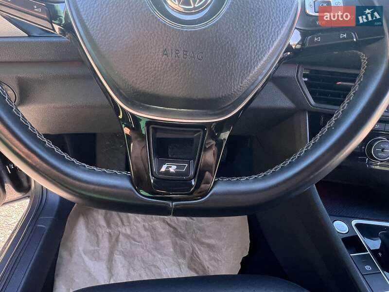 Volkswagen Jetta 2019