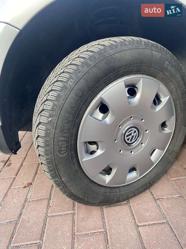 Volkswagen Caddy 2009