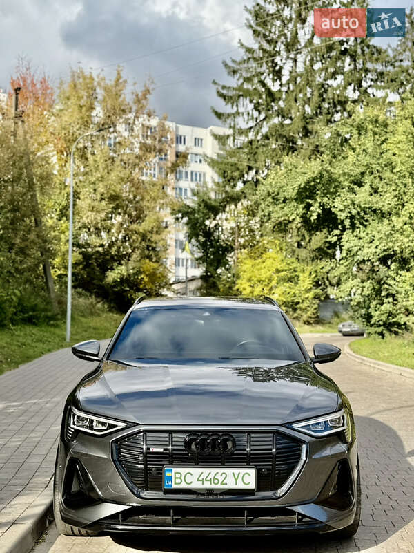 Audi-2