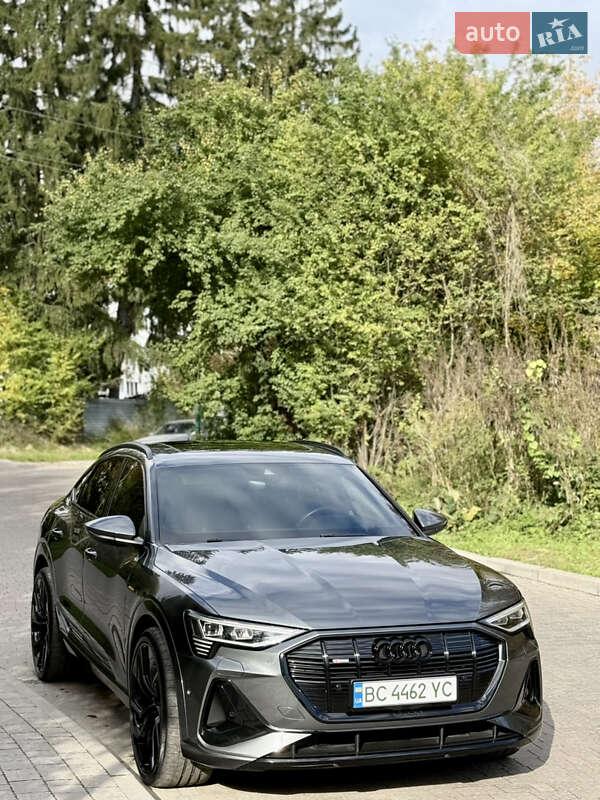 Audi-3