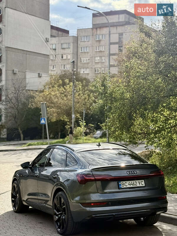 Audi-4