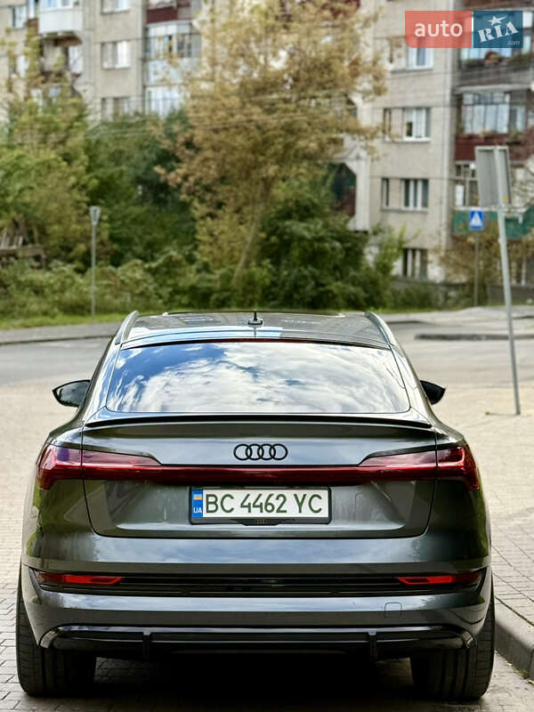 Audi-6