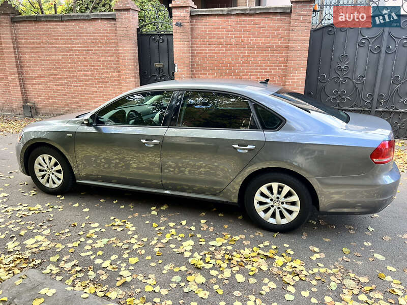 Volkswagen Passat 2014