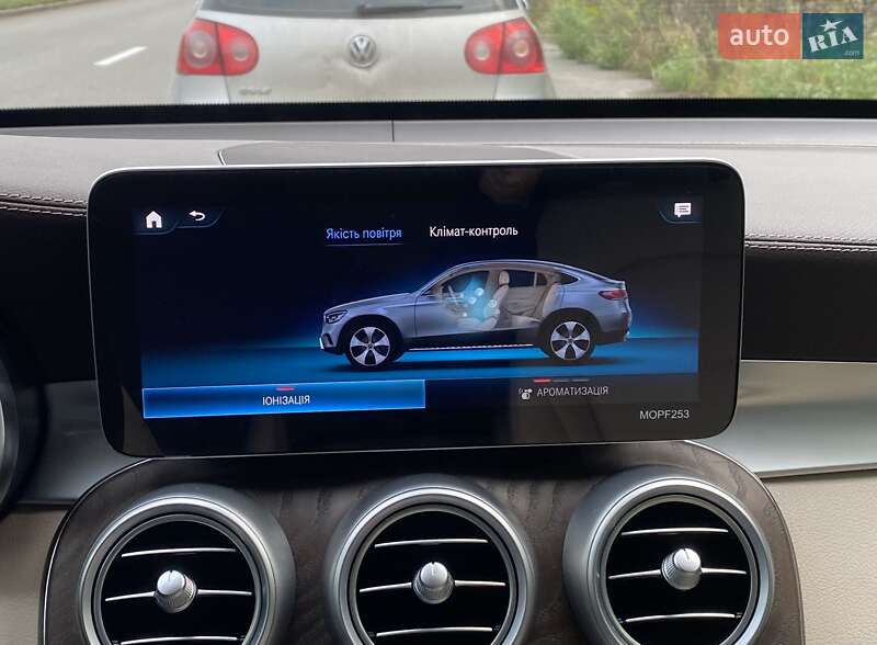 Mercedes-Benz GLC-Class 2020