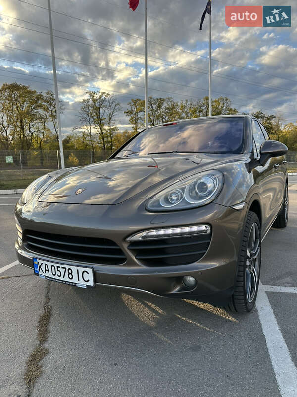 Porsche-0