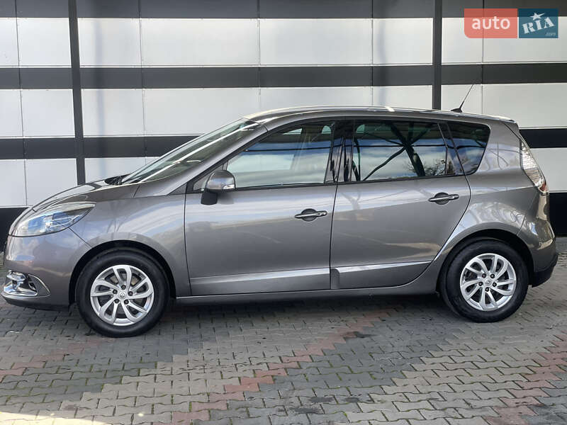 Renault Scenic 2012