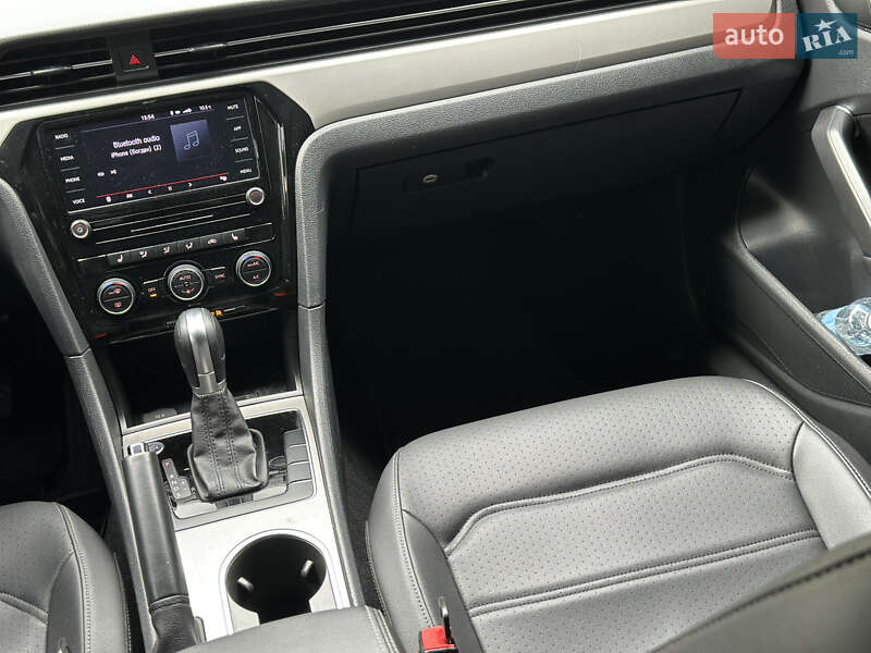 Volkswagen Passat 2019