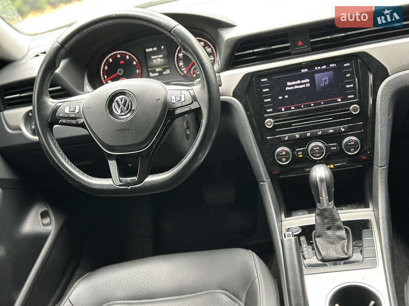 Volkswagen Passat 2019