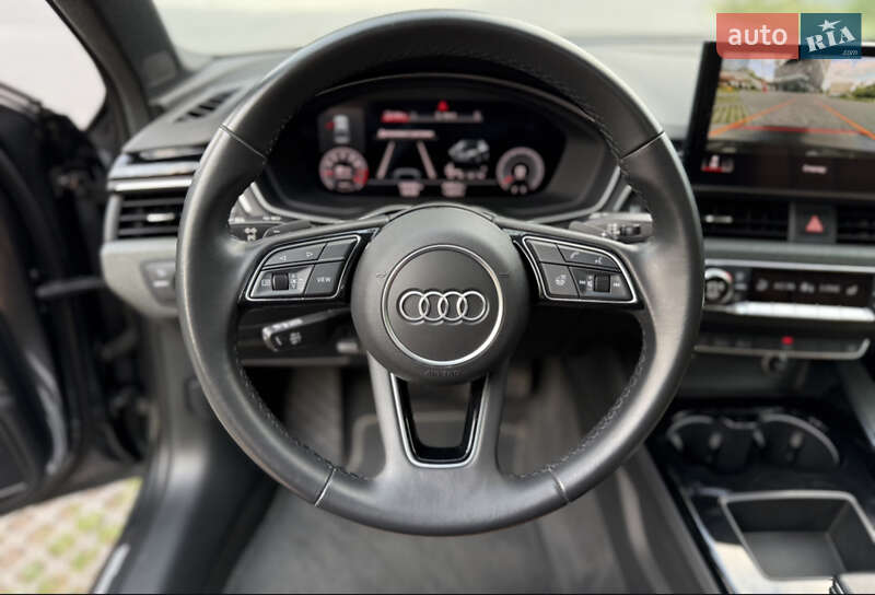 Audi-66