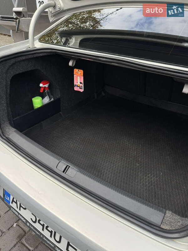 Volkswagen Passat 2010