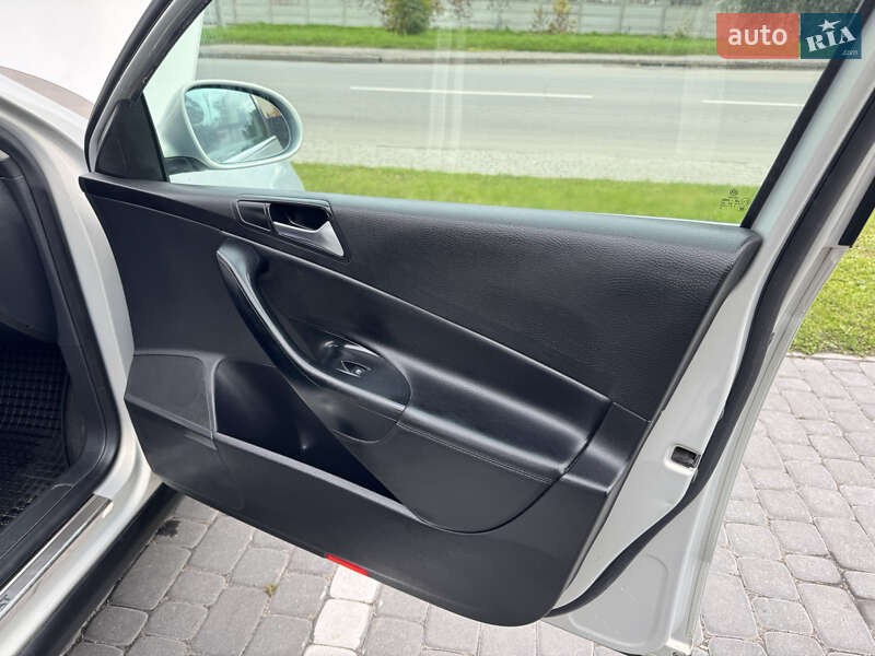 Volkswagen Passat 2010