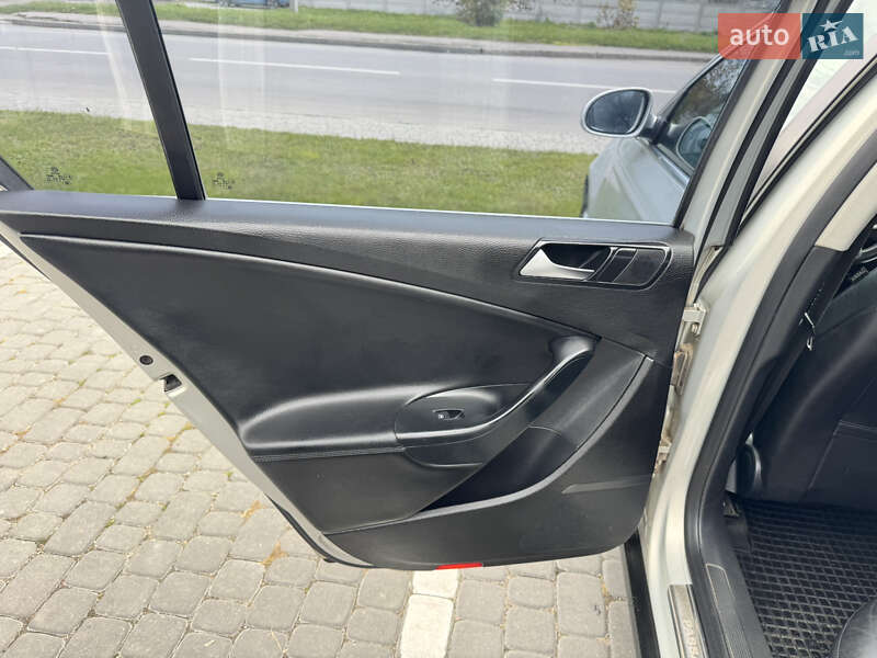 Volkswagen Passat 2010