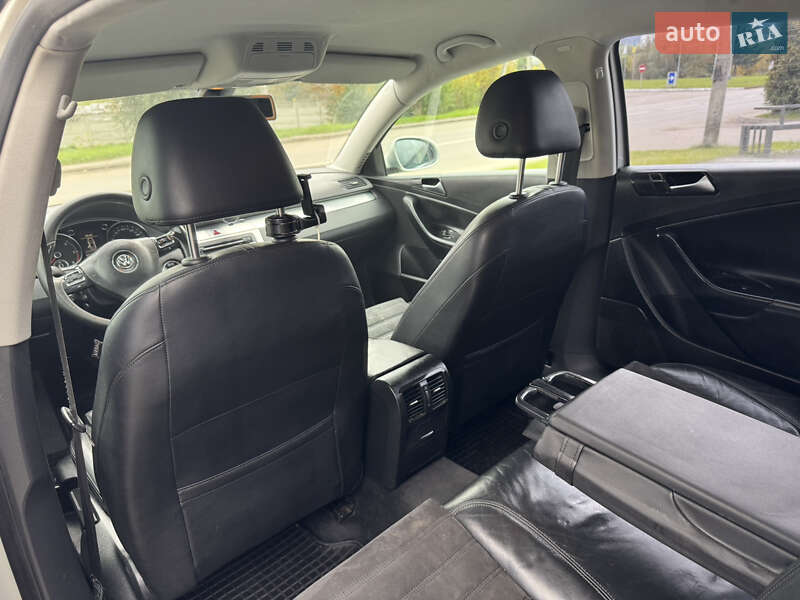 Volkswagen Passat 2010