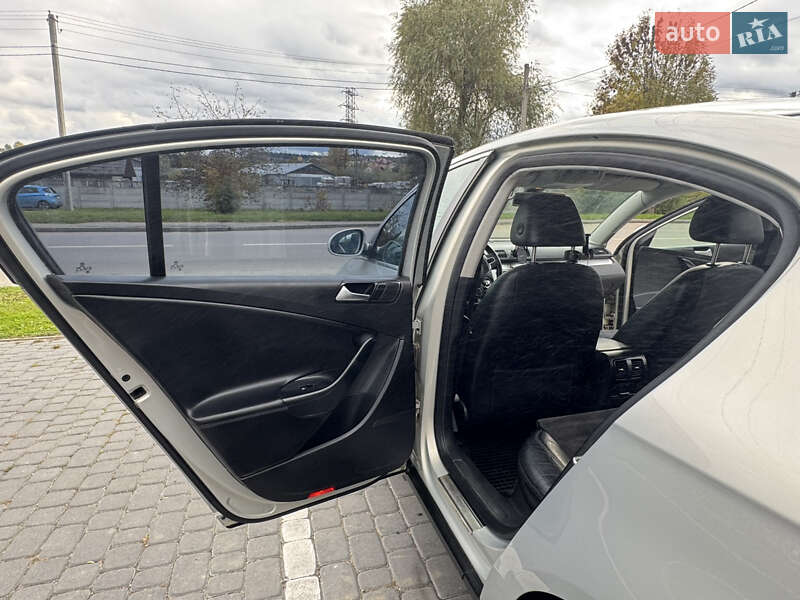 Volkswagen Passat 2010