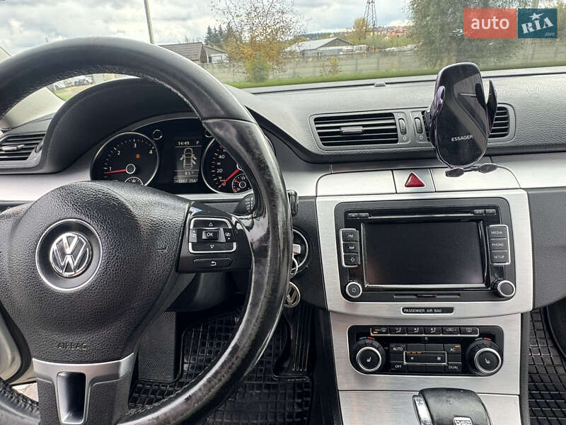 Volkswagen Passat 2010