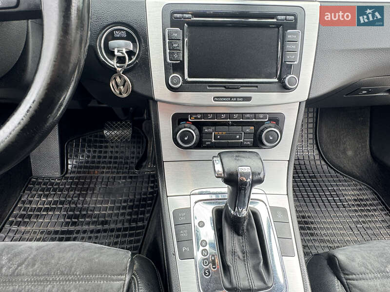 Volkswagen Passat 2010