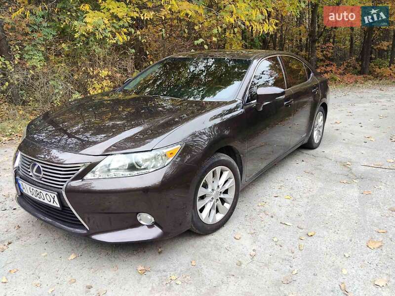 Lexus ES 2012