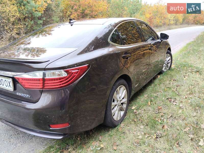 Lexus ES 2012