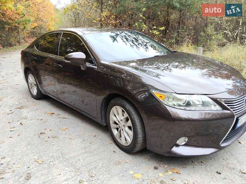 Lexus ES 2012