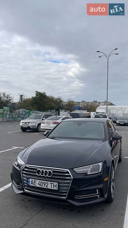Audi-4