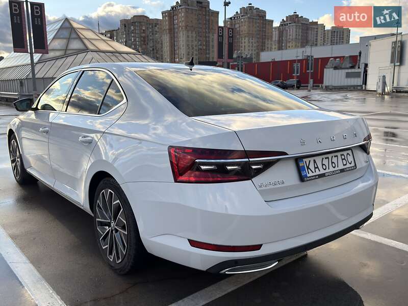 Skoda Superb 2022