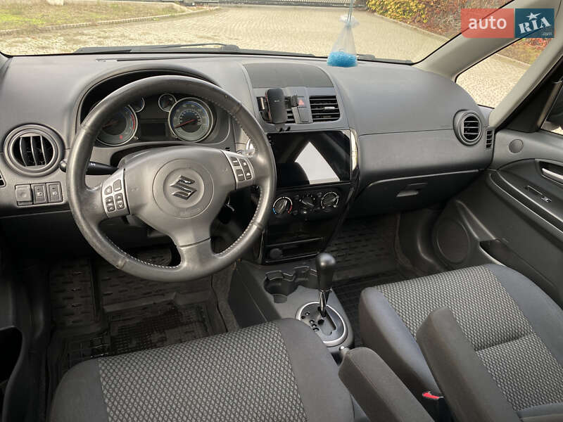 Suzuki SX4 2012