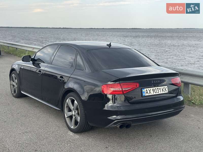 Audi A4 2014
