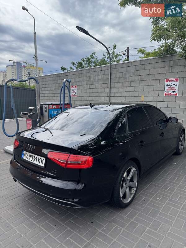 Audi A4 2014