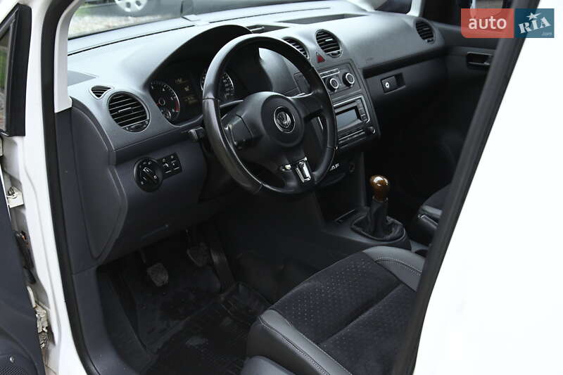 Volkswagen Caddy 2012