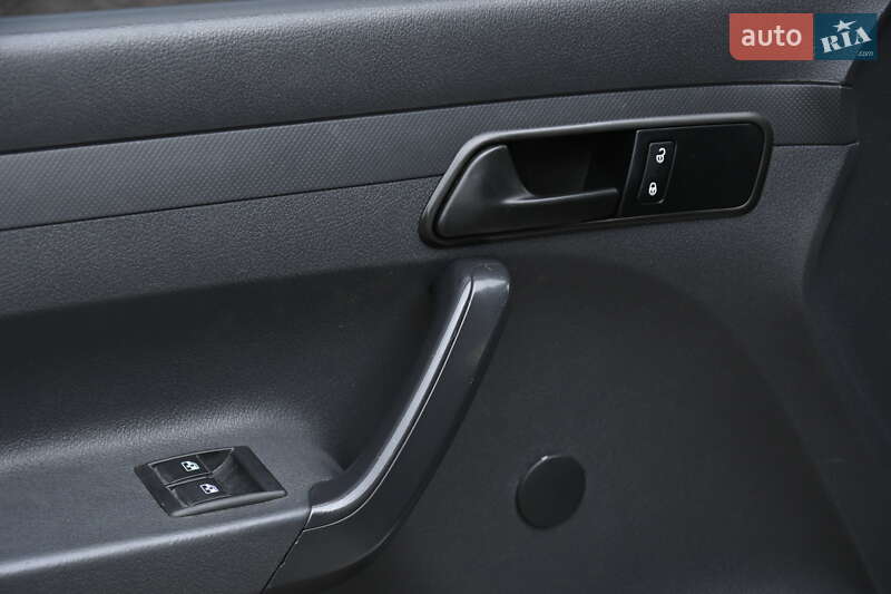 Volkswagen Caddy 2012