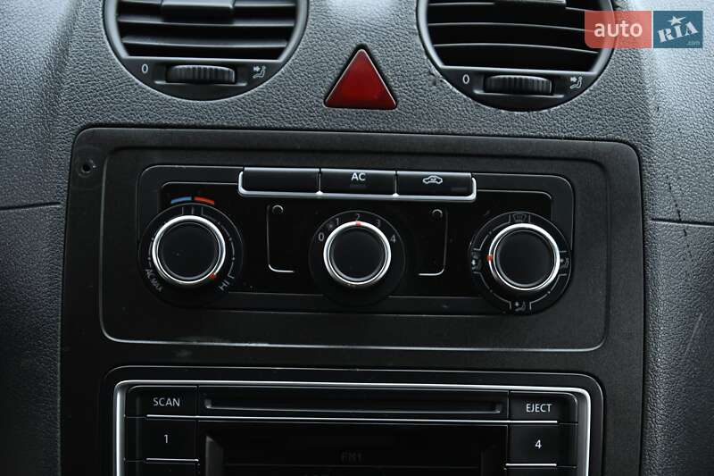 Volkswagen Caddy 2012