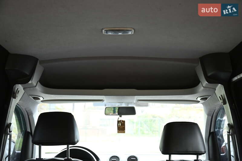 Volkswagen Caddy 2012