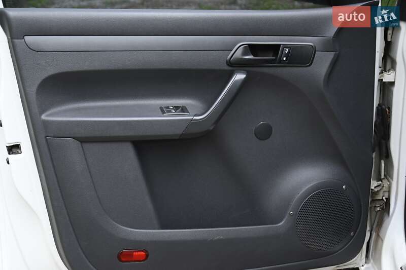 Volkswagen Caddy 2012