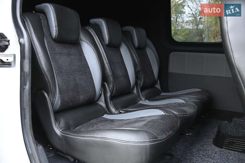 Volkswagen Caddy 2012