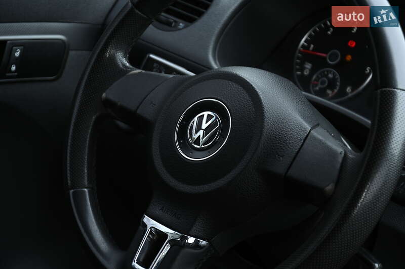 Volkswagen Caddy 2012