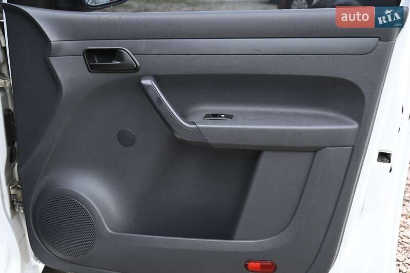 Volkswagen Caddy 2012