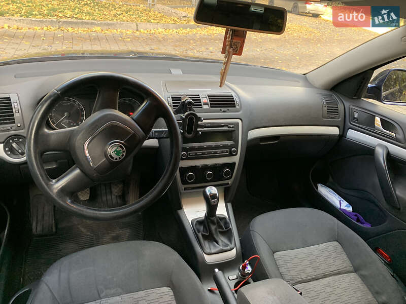 Skoda-1