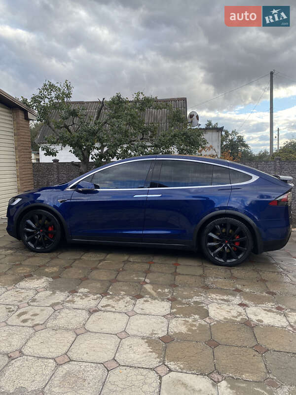 Tesla-11