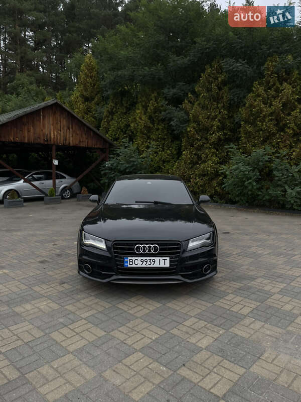 Audi-8