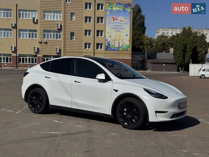Tesla-4
