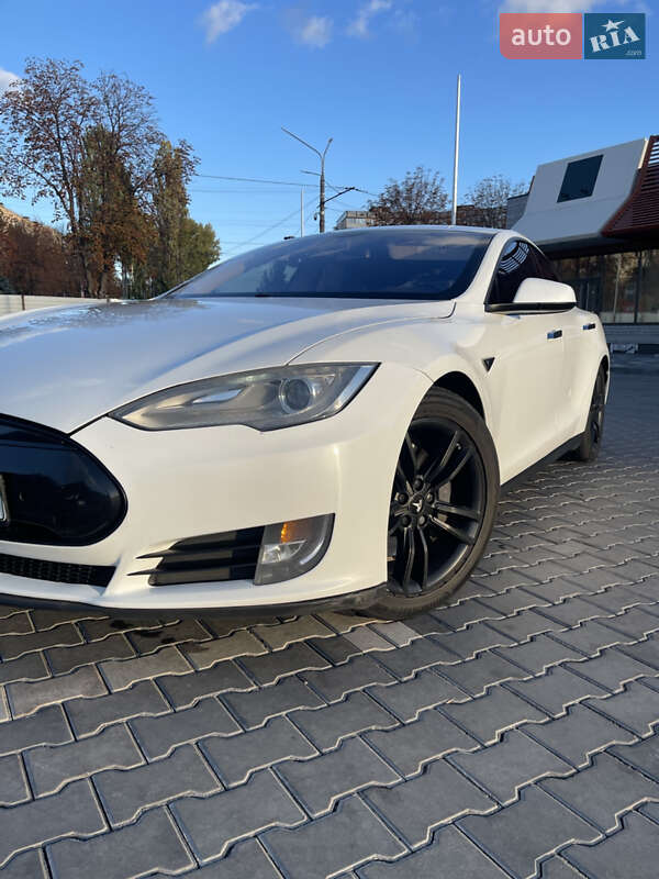 Tesla-5