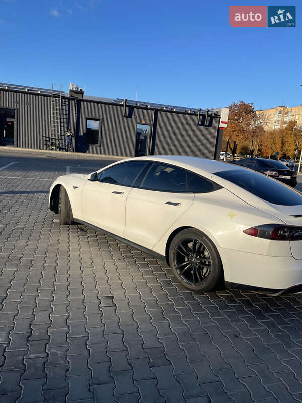 Tesla-6