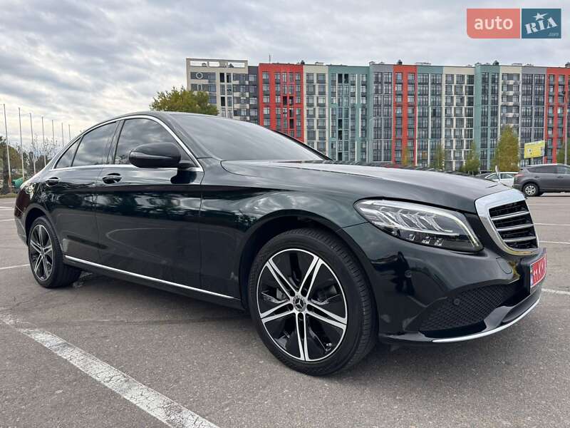 Mercedes-Benz-30