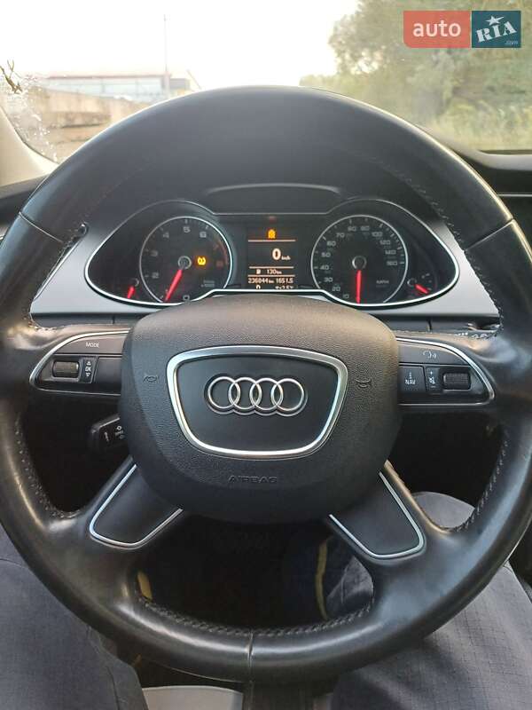 Audi-30