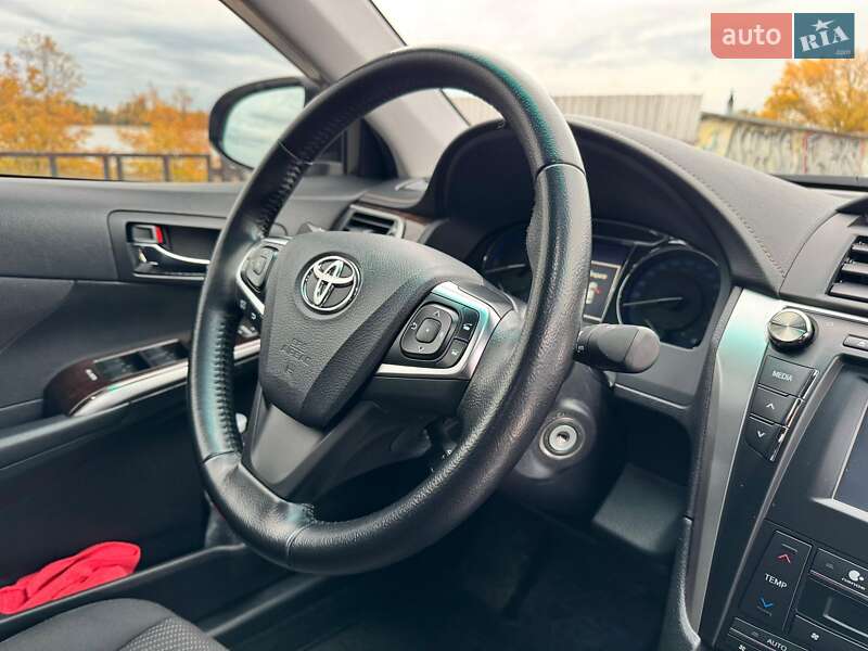 Toyota Camry 2014