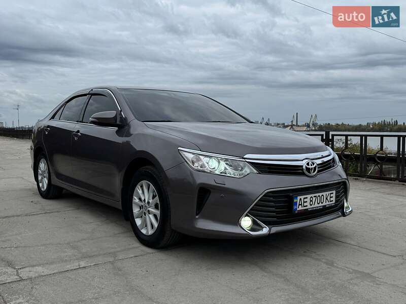 Toyota Camry 2014