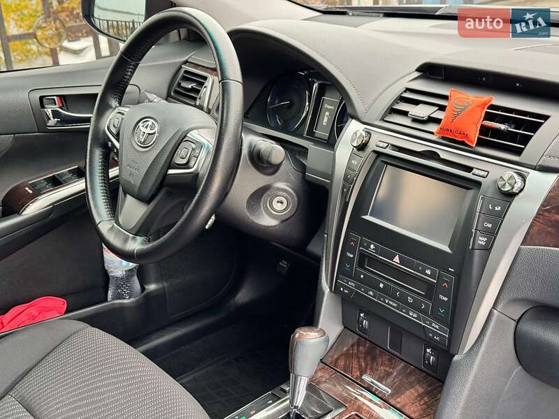 Toyota Camry 2014