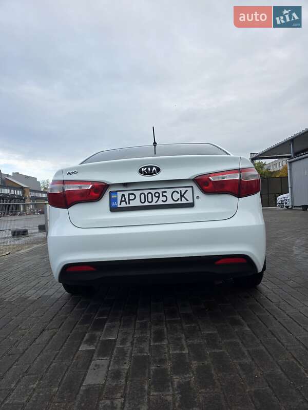 Kia Rio 2012