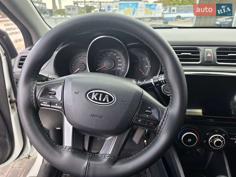 Kia Rio 2012